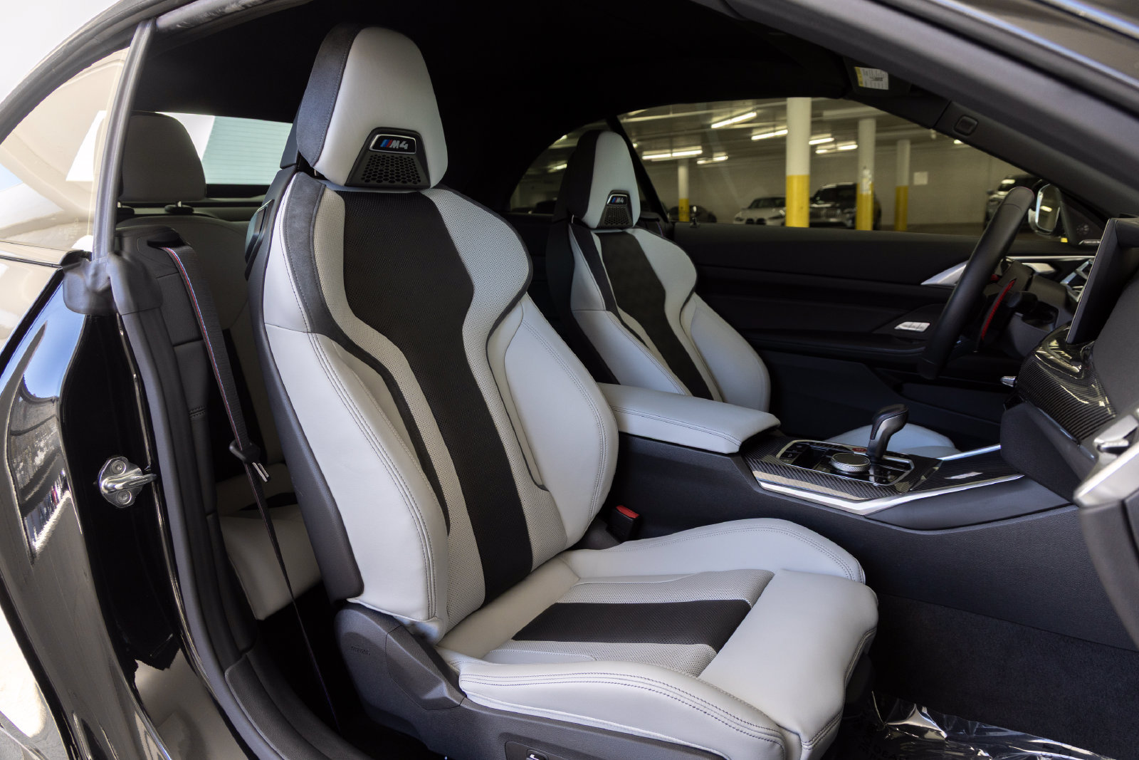 Certified 2026 BMW M4 xDrive Competition w/ Executive Package AWD/4WD image 32