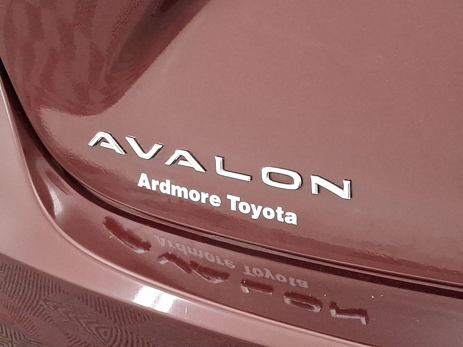 Used 2016 Toyota Avalon Touring FWD image 16