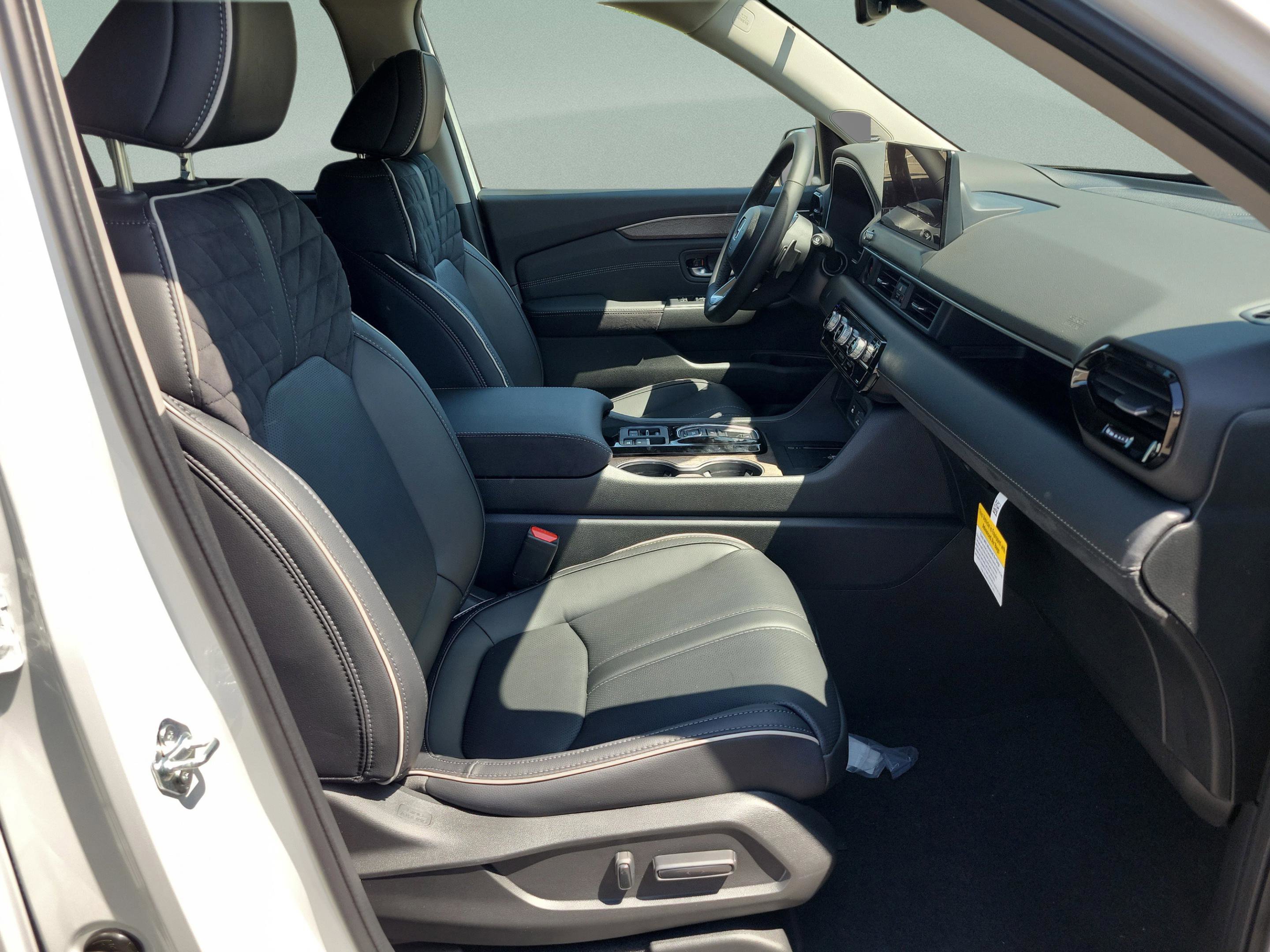 New 2026 Honda Pilot Elite image 18