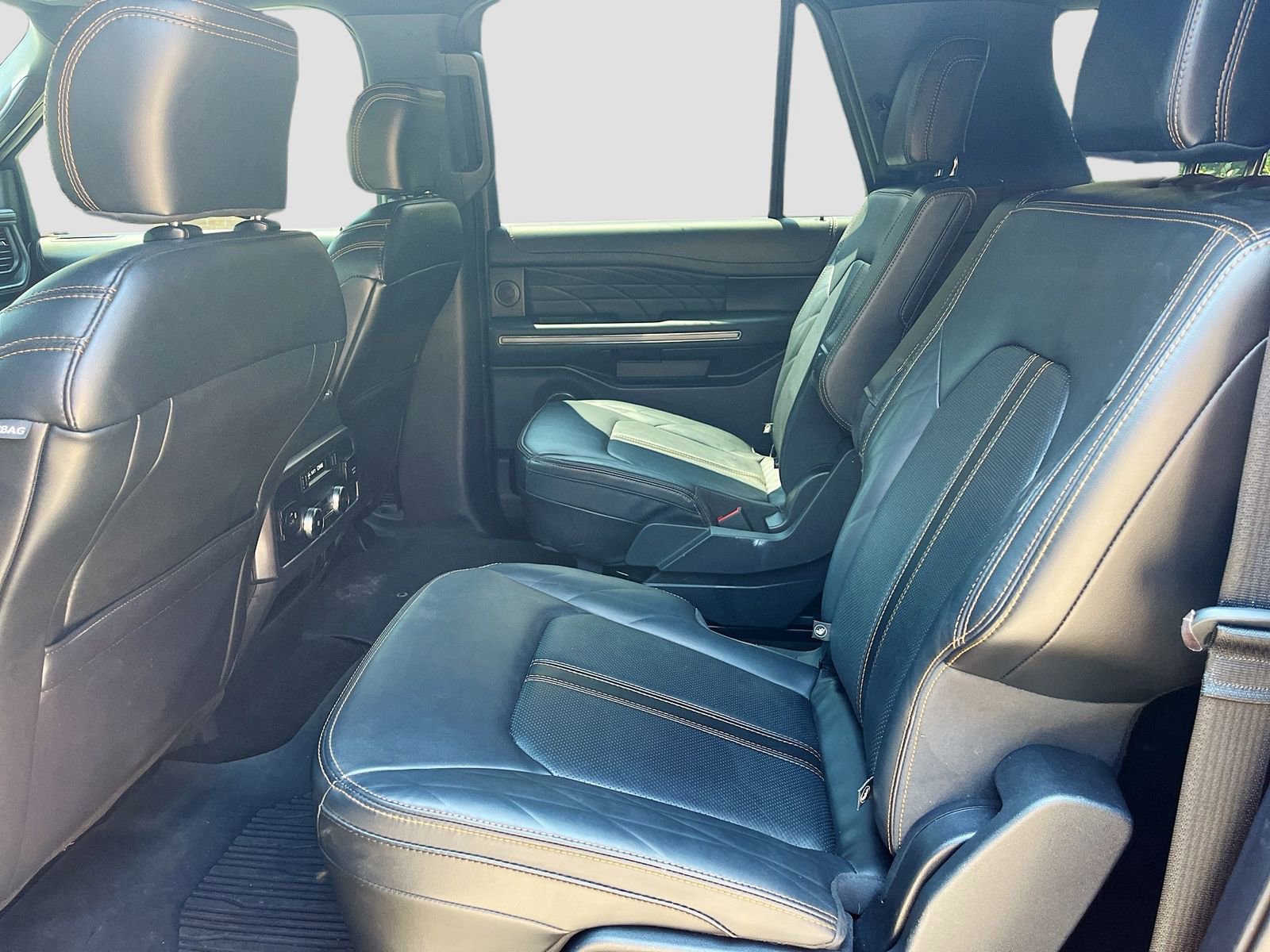 Used 2022 Ford Expedition Max Platinum AWD/4WD image 26