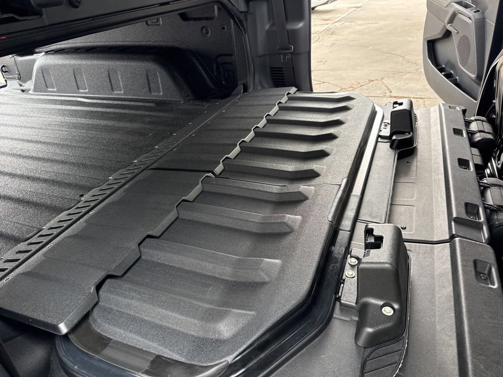 Used 2026 Chevrolet Silverado EV Trail Boss AWD/4WD image 38