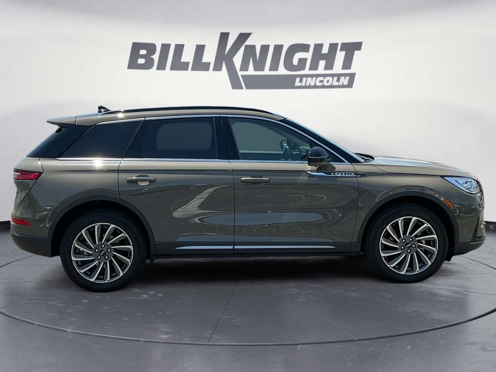 New 2026 Lincoln Corsair Reserve FWD image 6