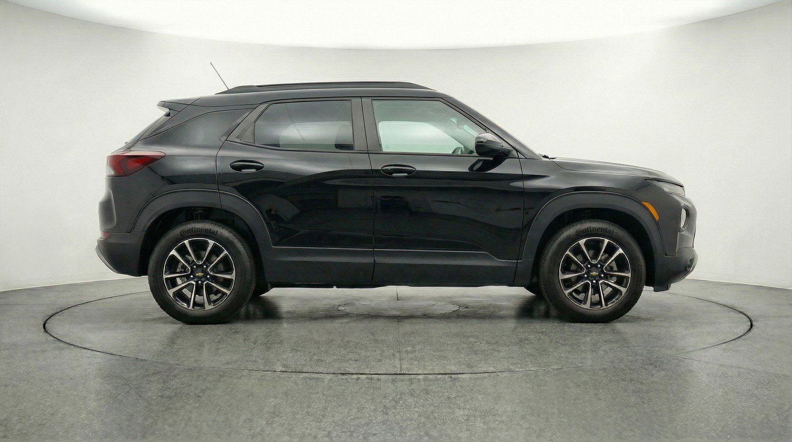 Used 2025 Chevrolet TrailBlazer LT FWD image 11