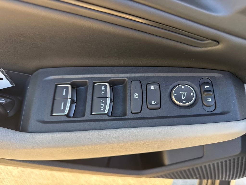 New 2025 Honda Accord SE image 13