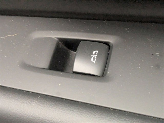 Used 2022 Chevrolet Tahoe LT w/ Luxury Package image 35