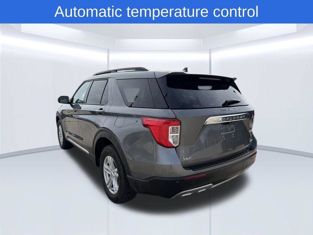 Used 2024 Ford Explorer XLT w/ Equipment Group 202A AWD/4WD image 5
