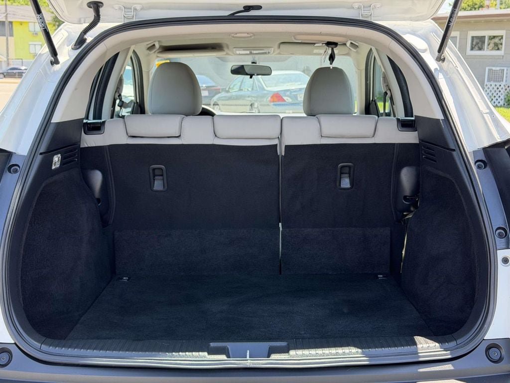 Used 2020 Honda HR-V LX image 13