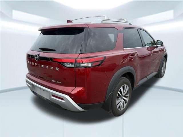 Used 2023 Nissan Pathfinder SL AWD/4WD image 6