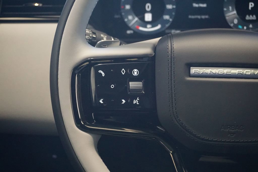 New 2026 Land Rover Range Rover Velar Dynamic SE image 12