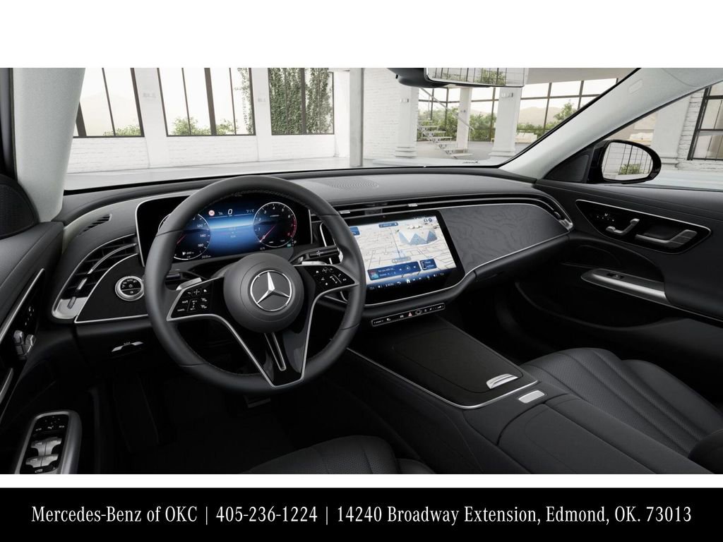 Used 2025 Mercedes-Benz E 350 Sedan image 3