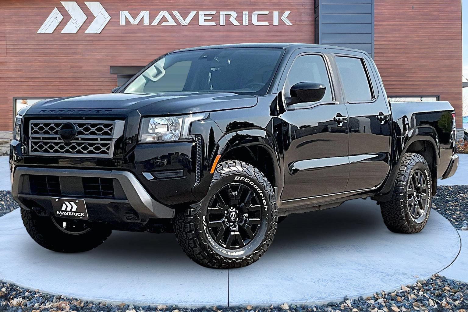 Used 2022 Nissan Frontier SV AWD/4WD image 3