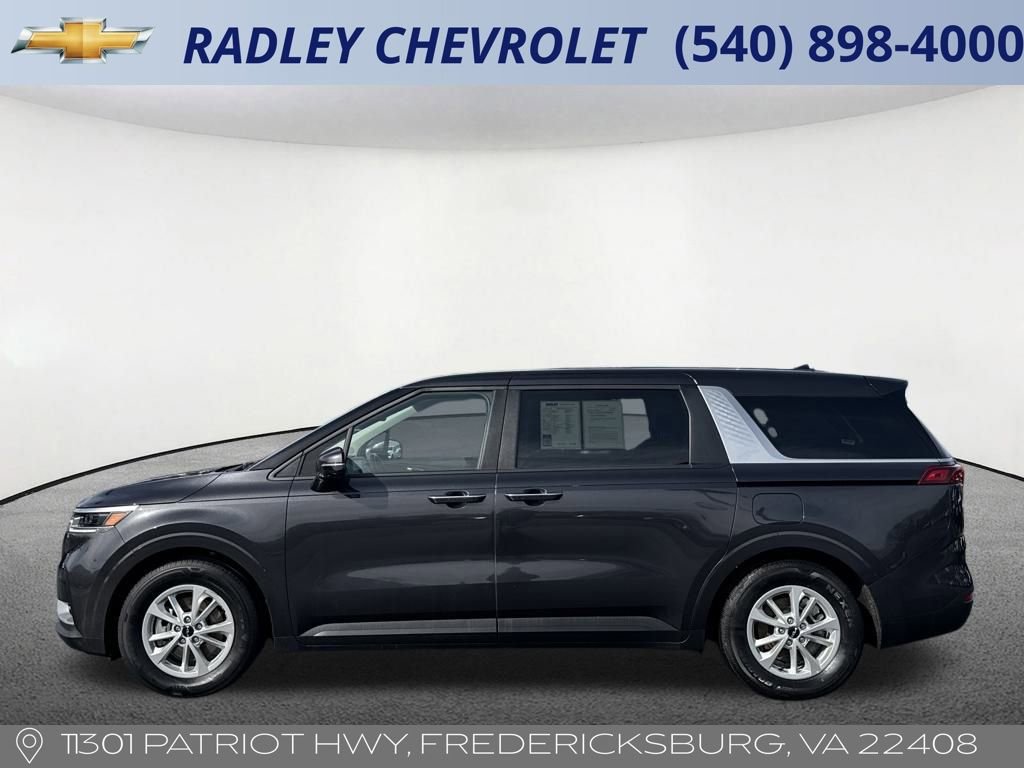 Used 2024 Kia Carnival LX image 16