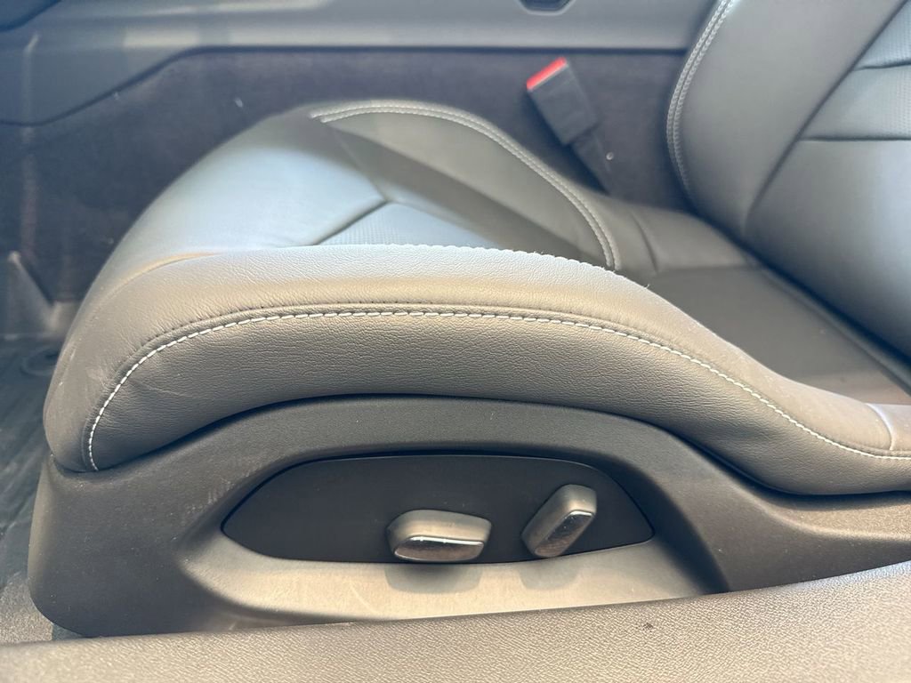 New 2026 Chevrolet Corvette Stingray Coupe w/ 1LT RWD image 17