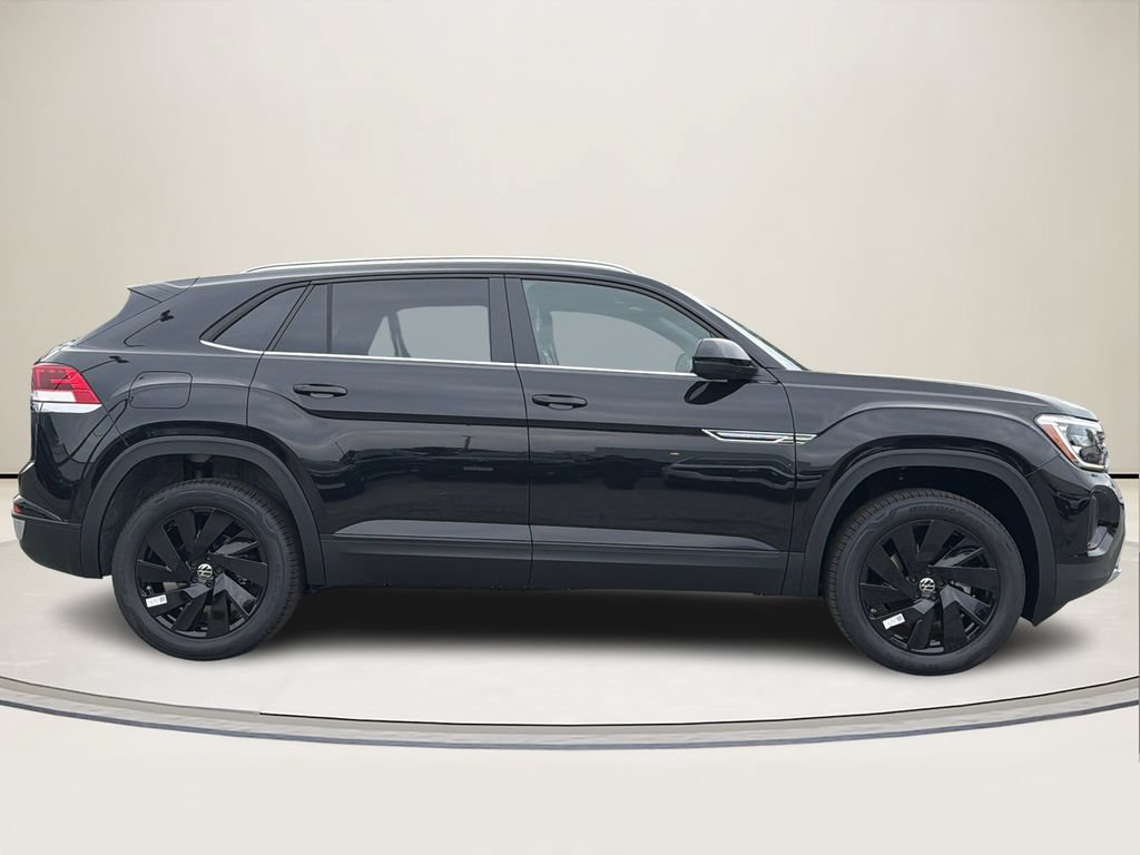 New 2026 Volkswagen Atlas Cross Sport SE AWD/4WD image 2
