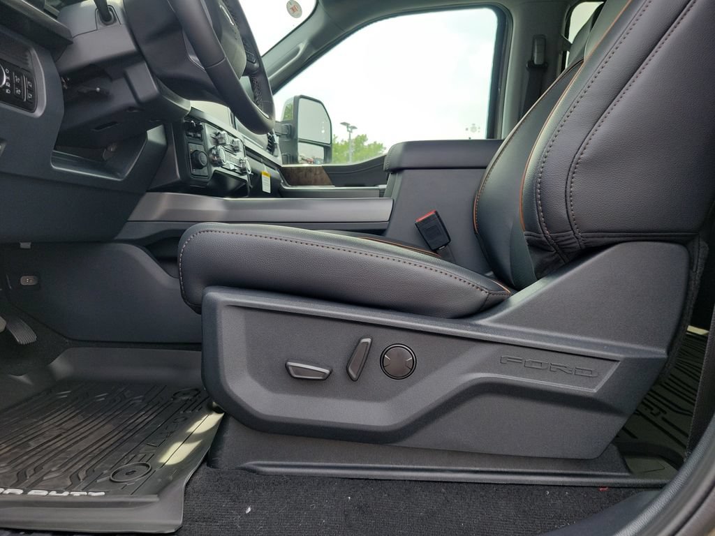 New 2026 Ford F350 Lariat w/ Lariat Premium Package AWD/4WD image 19