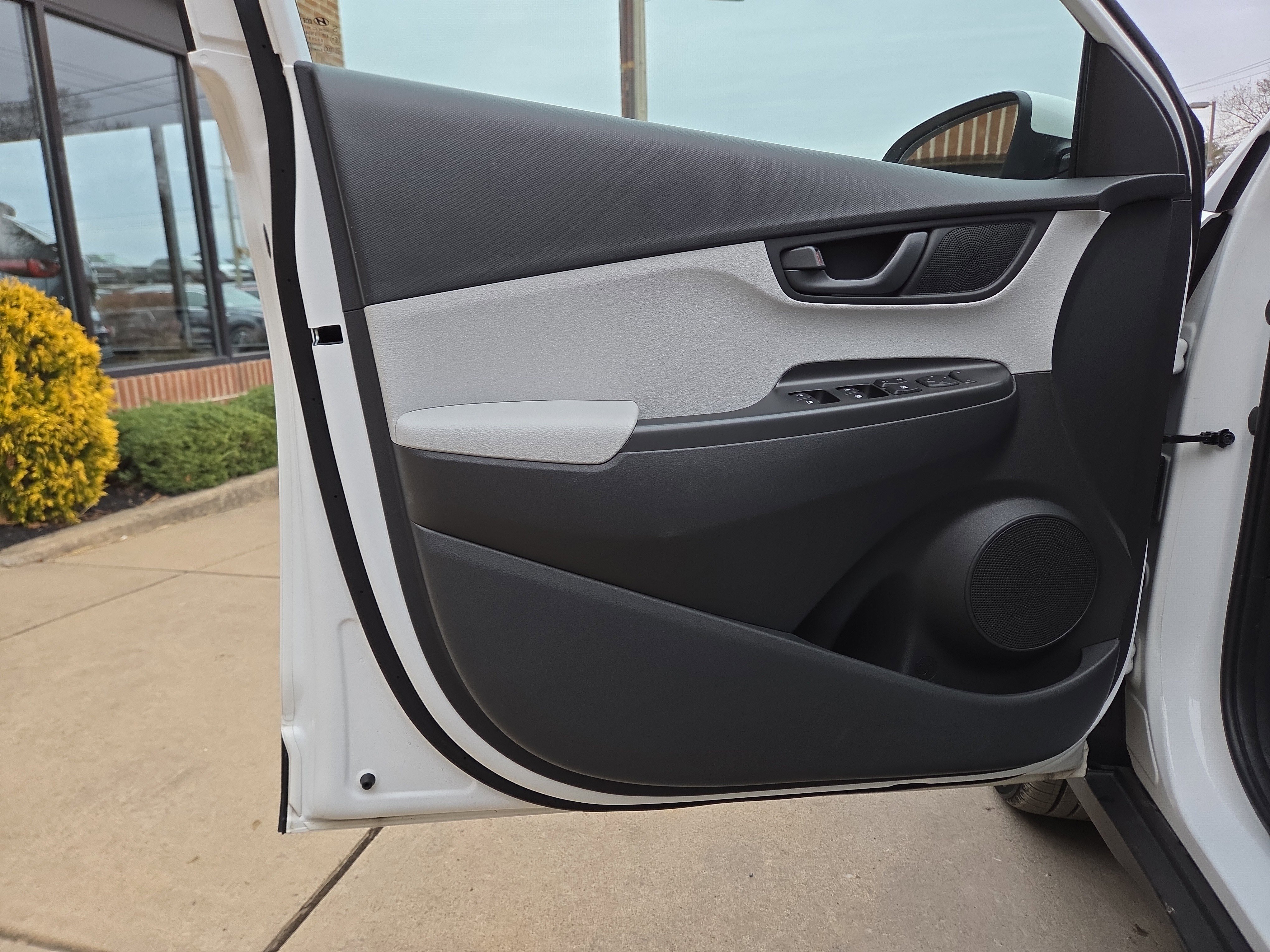 Certified 2023 Hyundai Kona SEL image 15