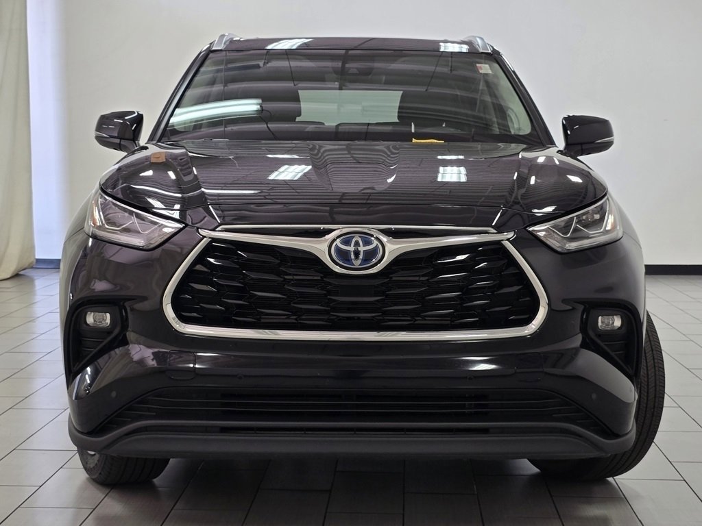 Used 2024 Toyota Highlander Limited image 15