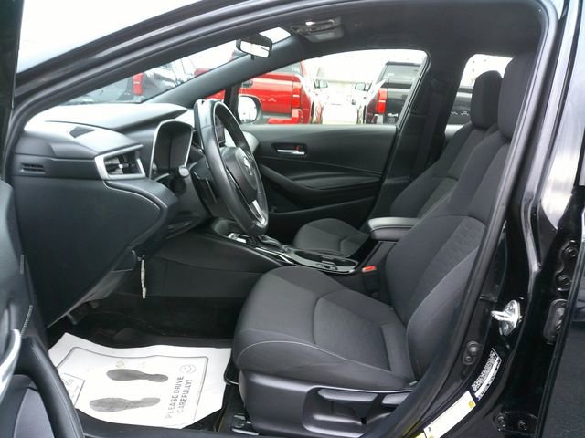 Used 2025 Toyota Corolla Hatchback w/ SE Package image 21