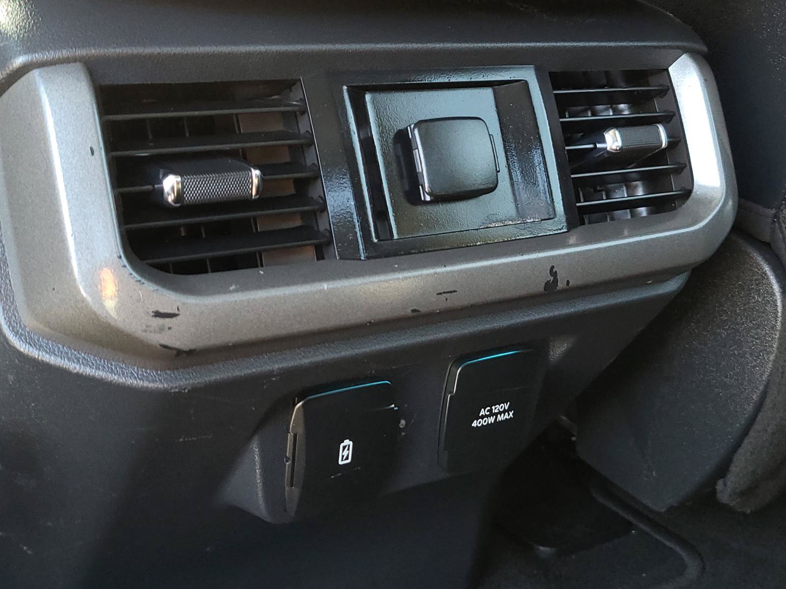 Used 2023 Ford F150 Lariat RWD image 13