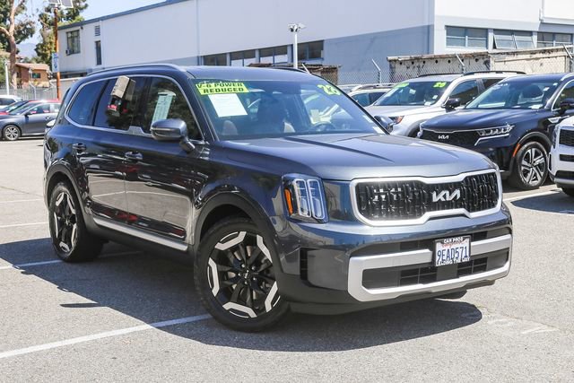 Used 2023 Kia Telluride EX AWD/4WD image 2