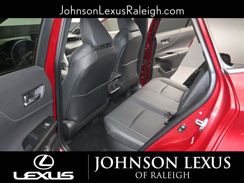 Used 2021 Toyota Venza Limited w/ Advanced Technology Package image 14