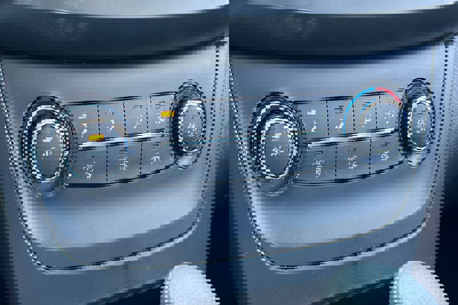 Used 2018 Nissan Sentra S image 21