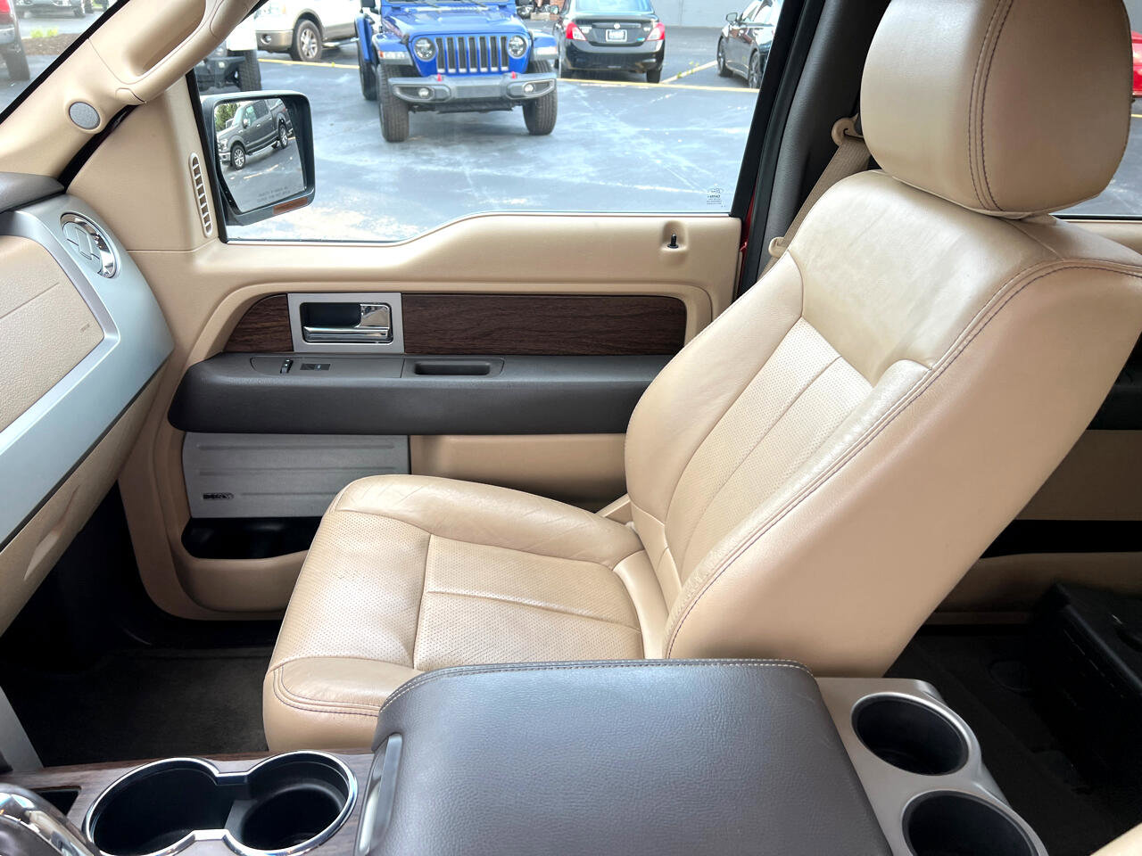 Used 2014 Ford F150 Lariat w/ Equipment Group 502A Luxury image 8