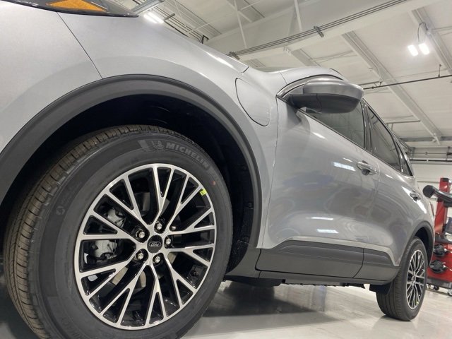 New 2024 Ford Escape SE image 14