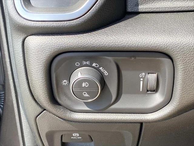 Used 2025 RAM 1500 Tradesman AWD/4WD image 20
