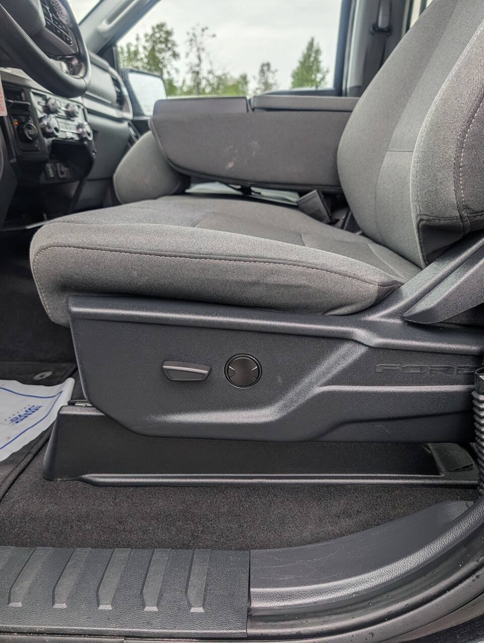 Used 2025 Ford F150 XLT w/ Equipment Group 301A Standard AWD/4WD image 16