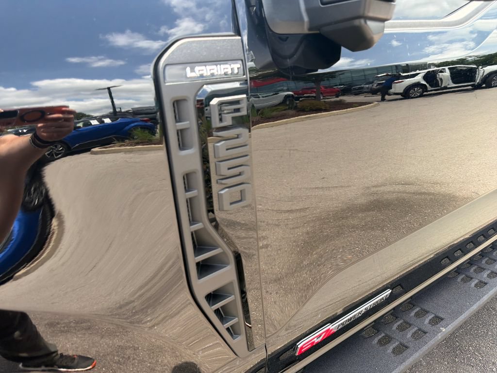 Used 2023 Ford F250 Lariat w/ Lariat Ultimate Package AWD/4WD image 43