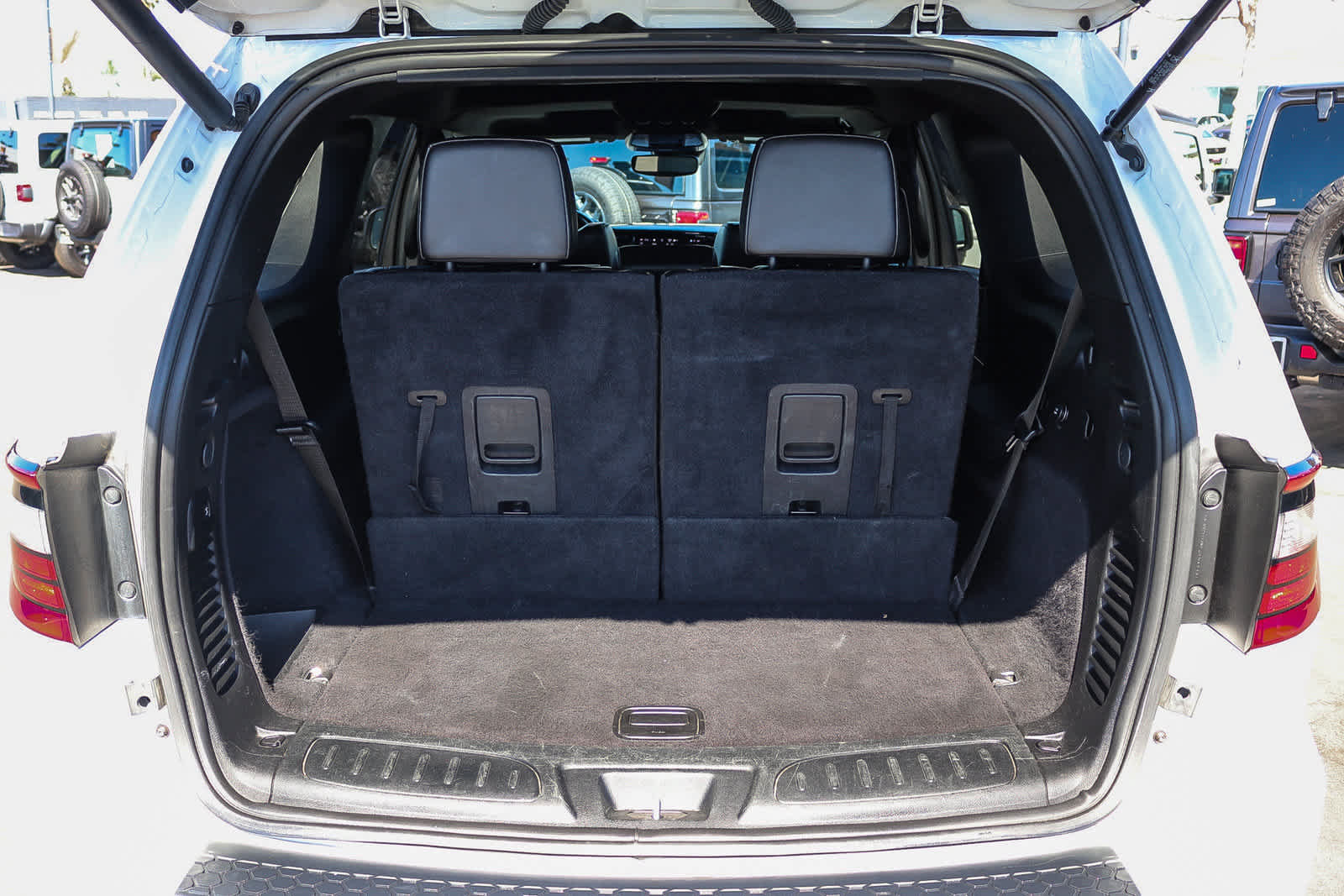 Used 2024 Dodge Durango GT RWD image 27