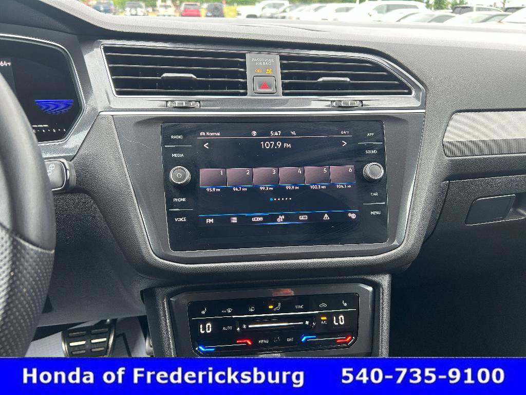 Used 2022 Volkswagen Tiguan SE R-Line AWD/4WD image 21