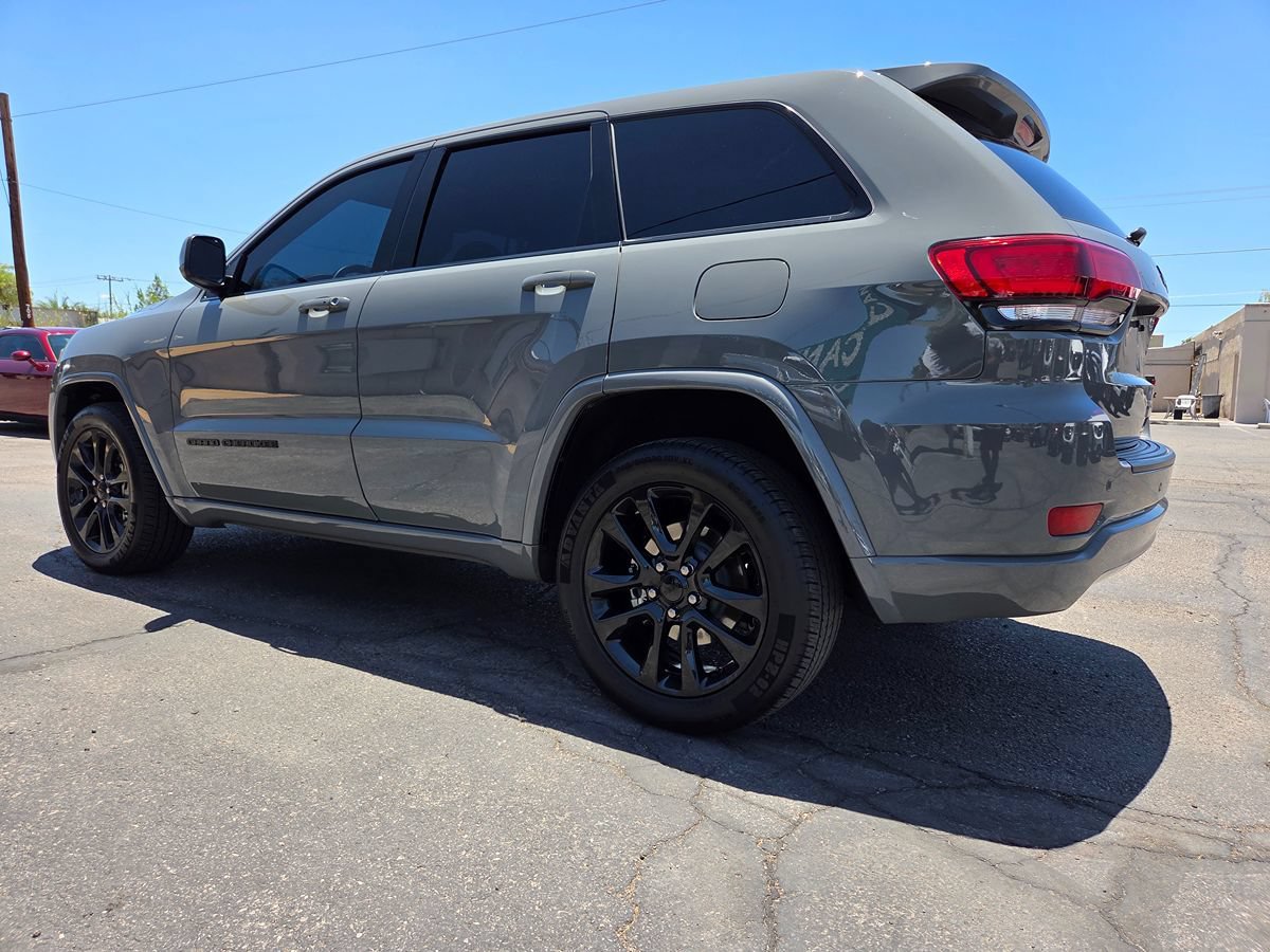 Used 2020 Jeep Grand Cherokee Altitude RWD image 20