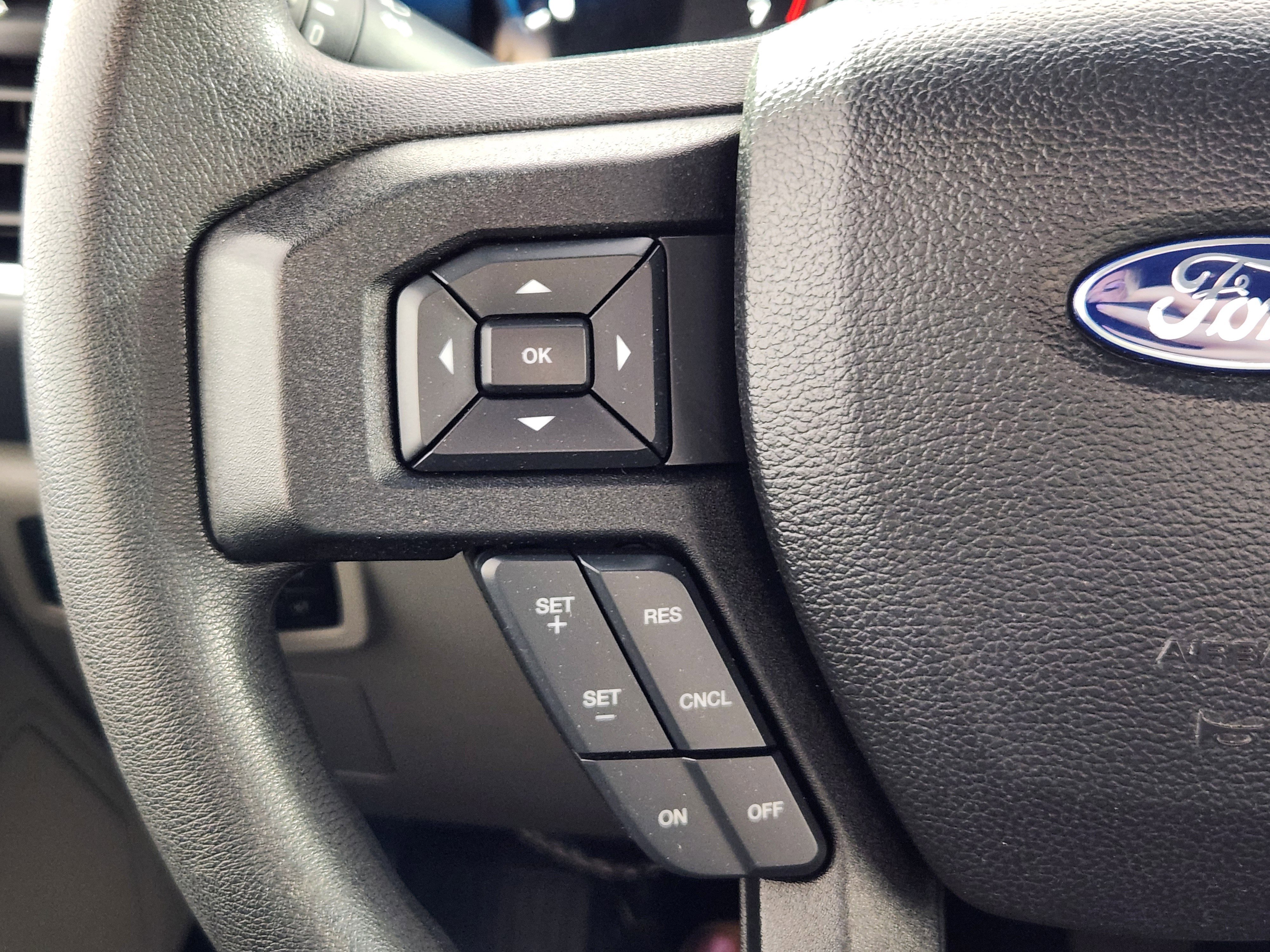 Used 2016 Ford F150 XLT AWD/4WD image 18