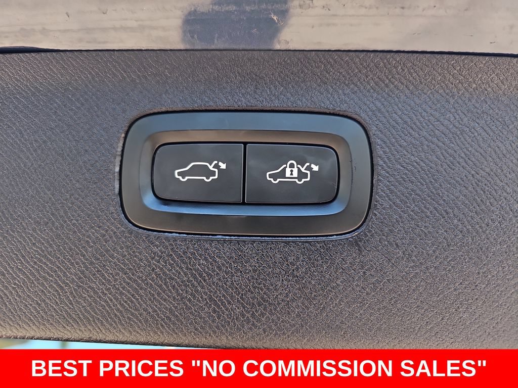Used 2018 Volvo XC90 T8 Inscription w/ Convenience Package AWD/4WD image 14