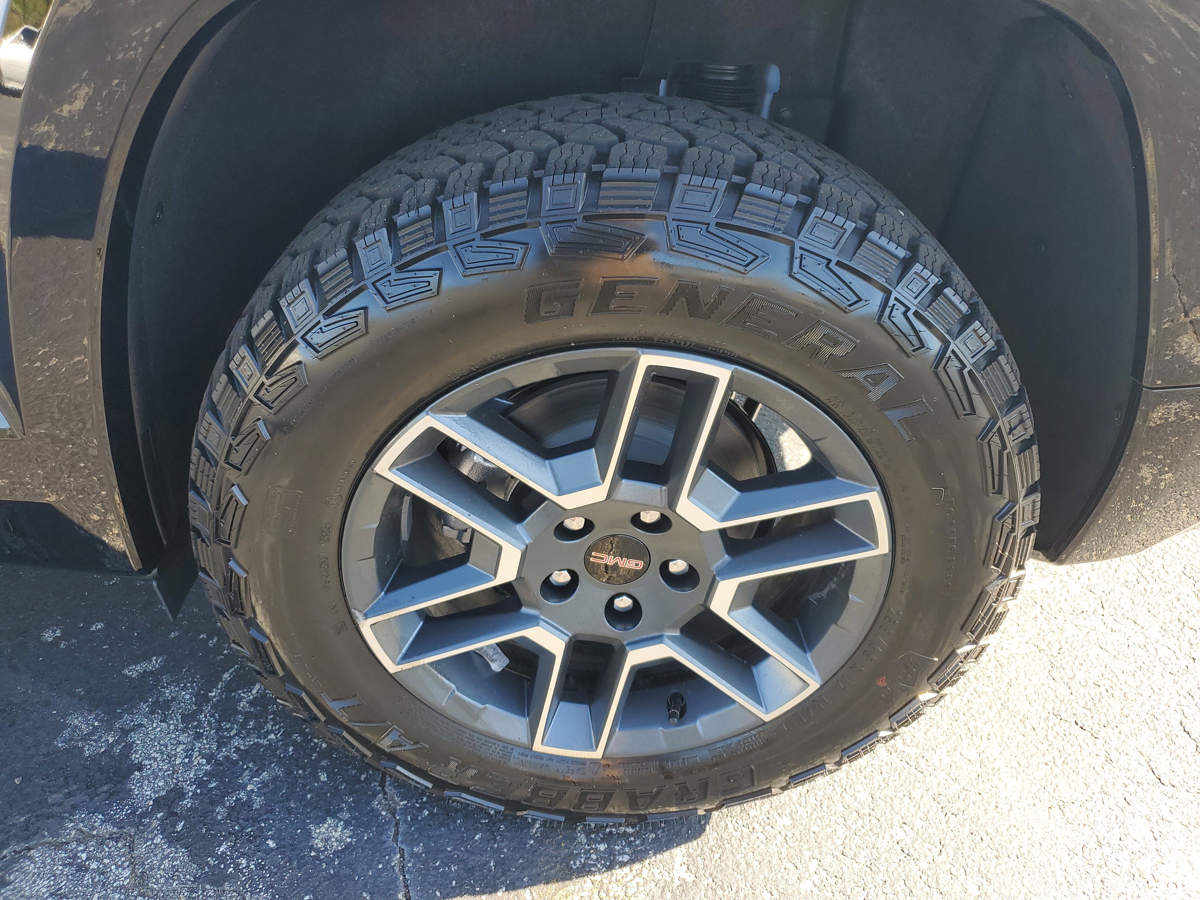 New 2026 GMC Terrain AT4 image 7