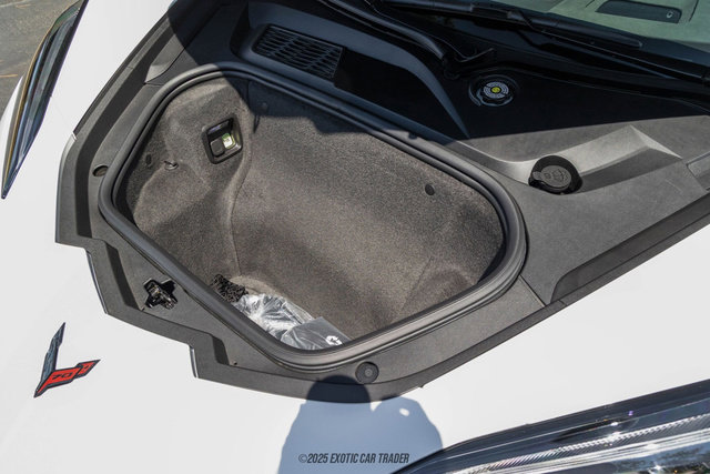 Used 2023 Chevrolet Corvette Stingray Premium Cpe w/ Z51 Performance Package image 60