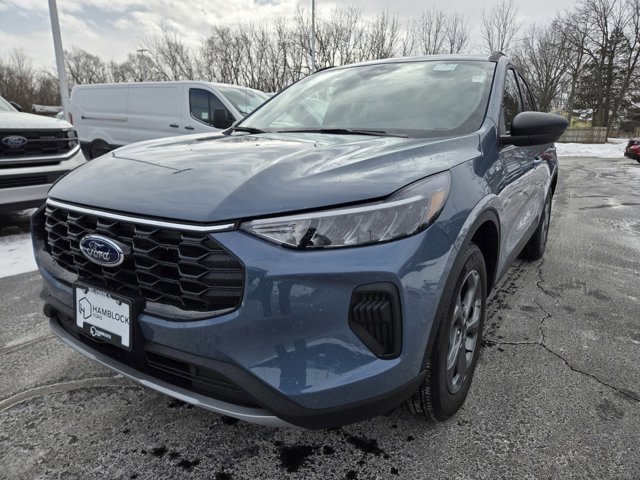 New 2026 Ford Escape ST-Line w/ Cold Weather Package AWD/4WD image 3