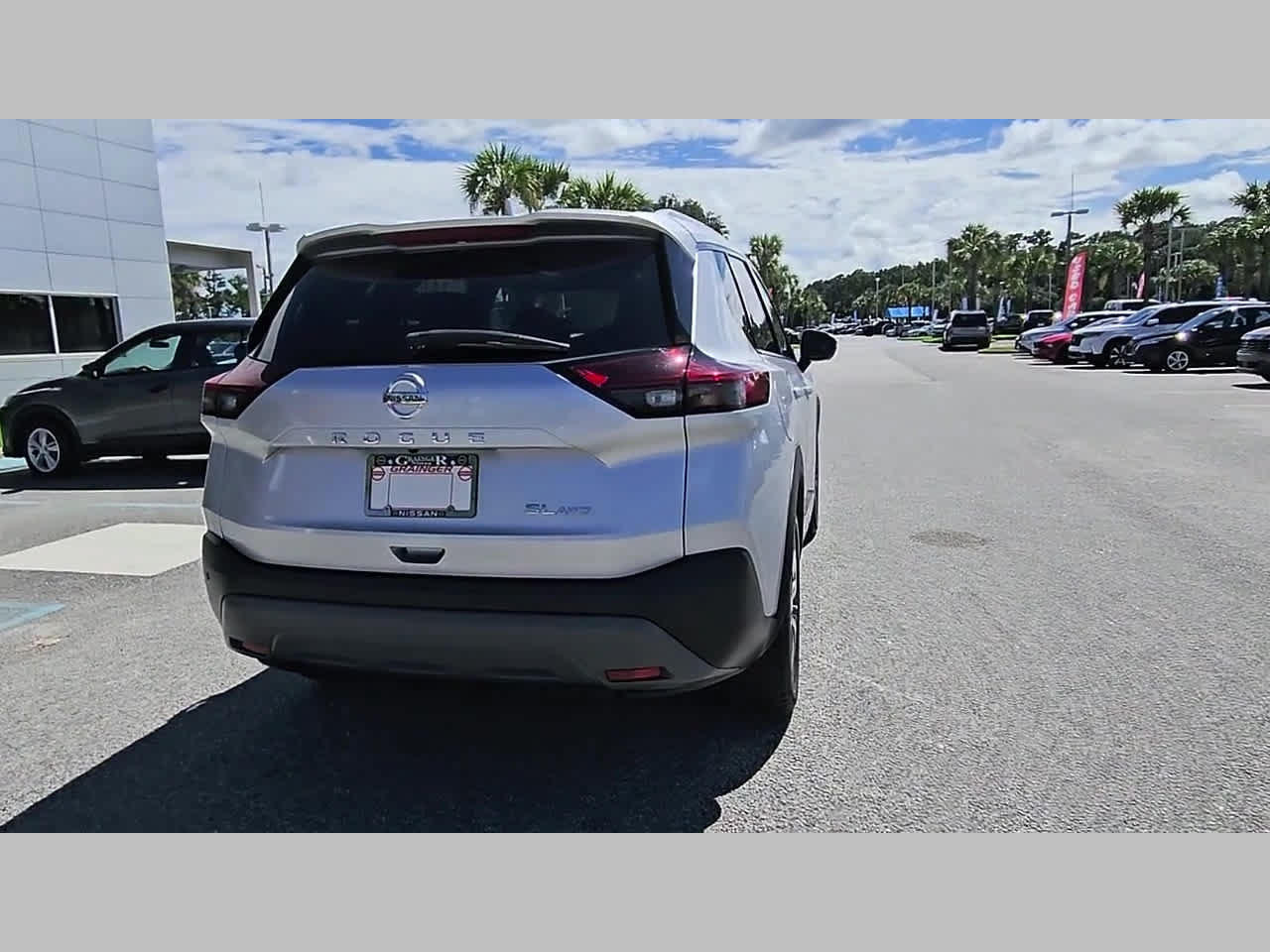 Used 2021 Nissan Rogue SL AWD/4WD image 32