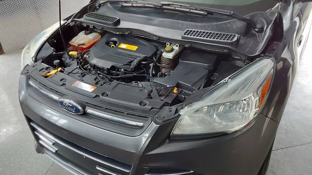 Used 2015 Ford Escape SE w/ SE Chrome Package AWD/4WD image 7