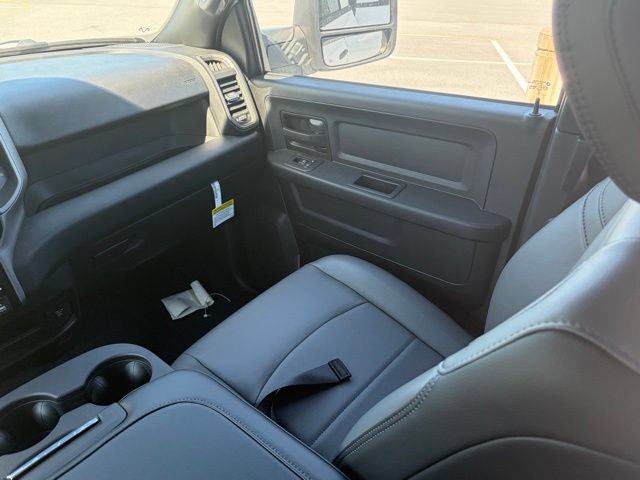 New 2026 RAM 3500 Tradesman AWD/4WD image 28