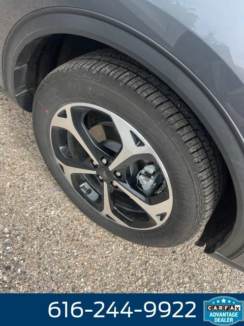 Used 2025 Ford Escape ST-Line Select w/ Tech Pack #1 AWD/4WD image 8