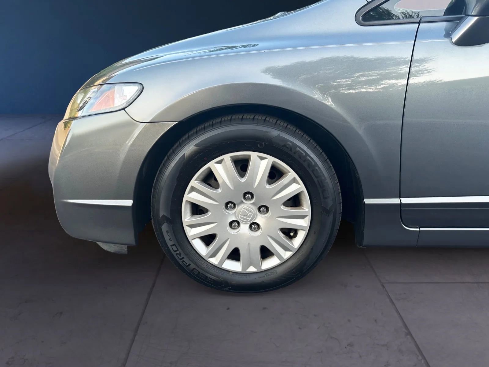 Used 2011 Honda Civic DX-VP image 9