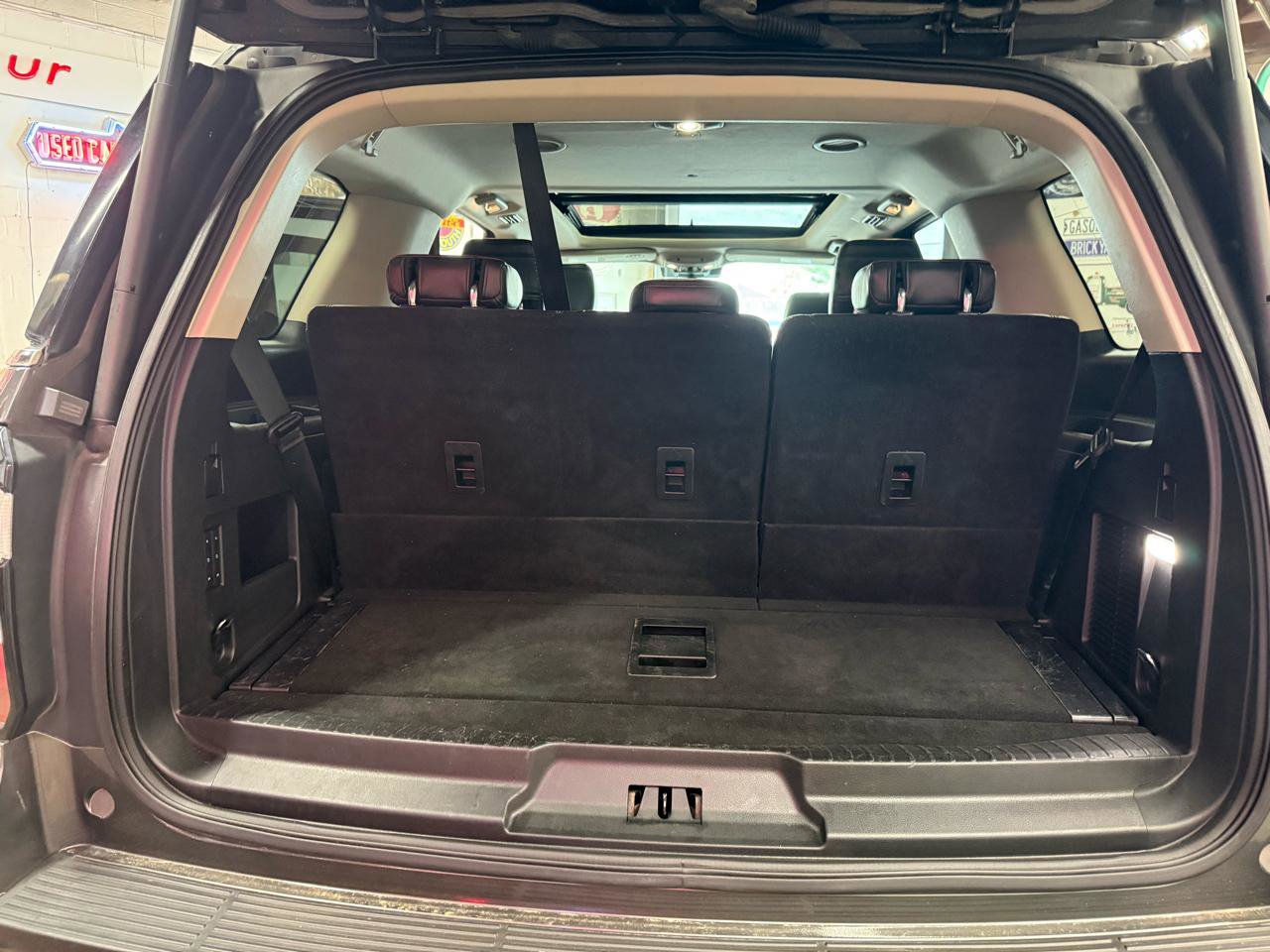 Used 2019 Ford Expedition Platinum AWD/4WD image 24