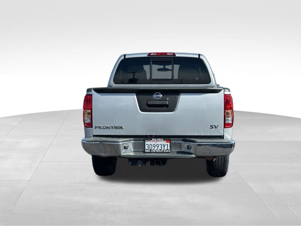 Used 2015 Nissan Frontier SV image 4