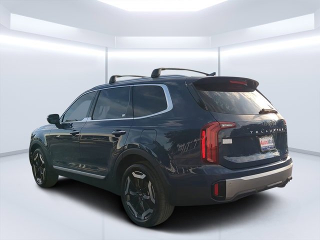 Used 2025 Kia Telluride S image 5