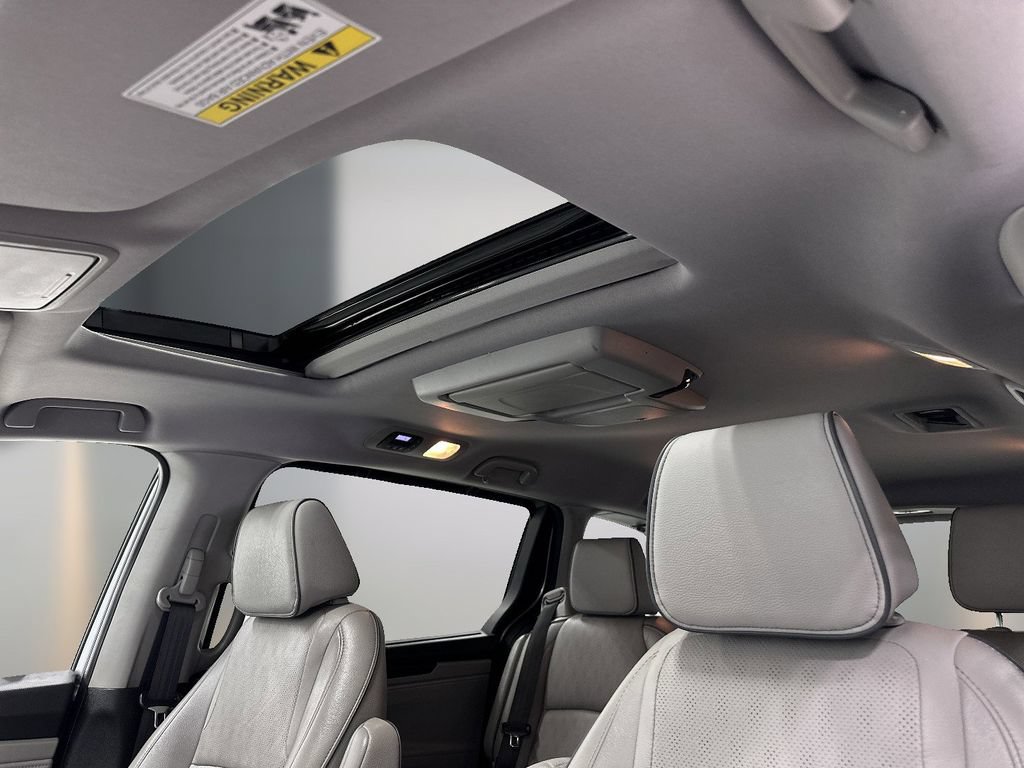 Used 2022 Honda Odyssey Elite image 17