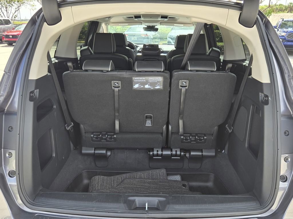 Certified 2026 Honda Odyssey Touring image 18