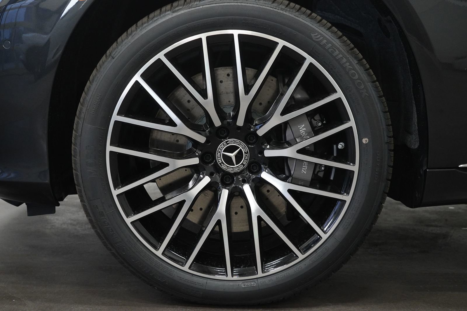 New 2026 Mercedes-Benz S 580 4MATIC Sedan image 13